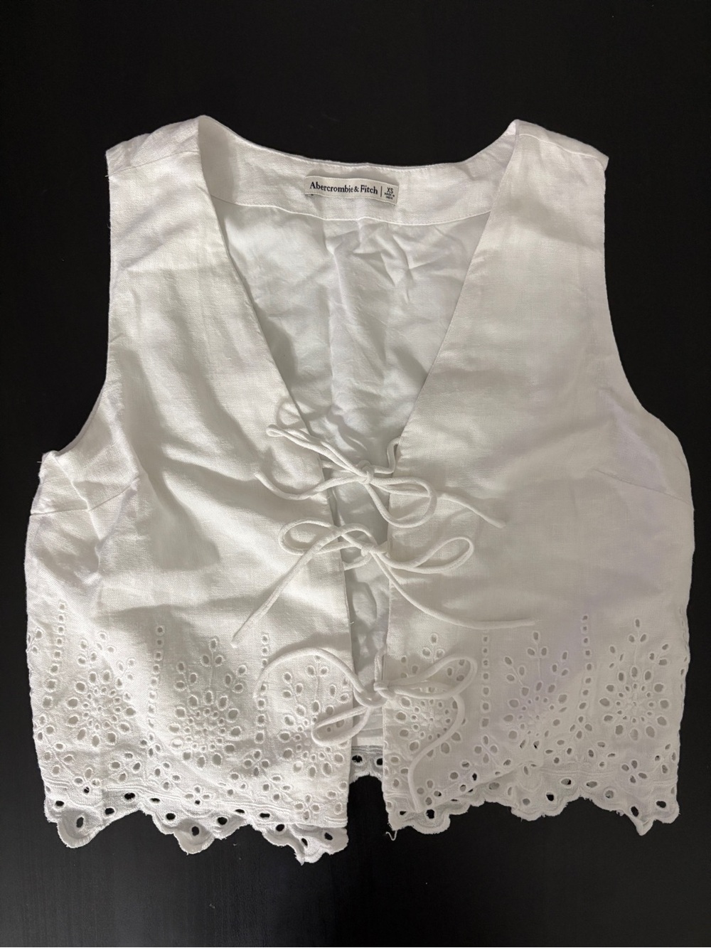 Abercrombie & Fitch White Eyelet Lace-Up Sleeveless Top